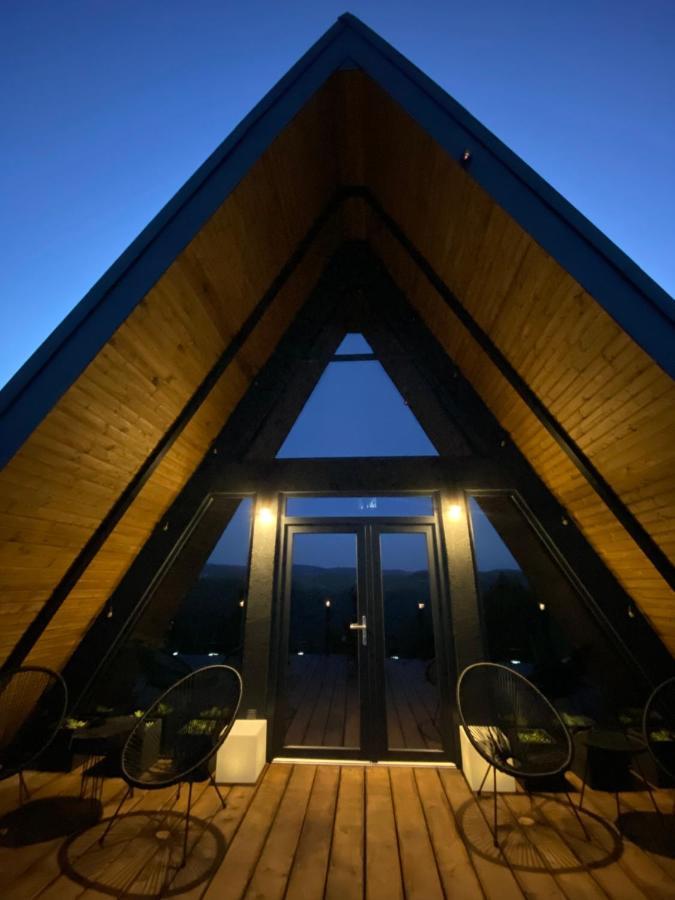 Nordik Cabin - Aframe With 2 Bedrooms Mărişel Dış mekan fotoğraf